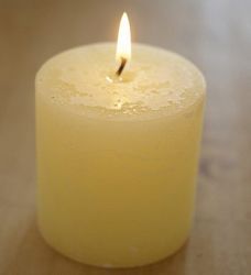 Bergamot & Nettle Scented Pillar Candle 3