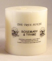 Organic Palm Oil Candle (7.5cm x 7.5cm) Rosemary and Thyme Scented